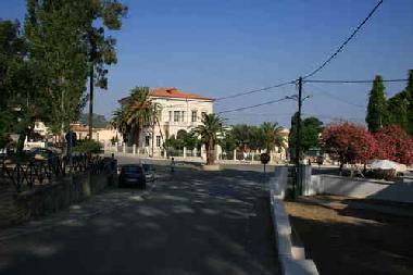 Holiday House in Karlovasi (Samos) or holiday homes and vacation rentals