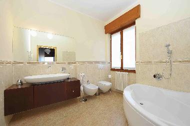 Holiday House in Lezzeno (Como) or holiday homes and vacation rentals