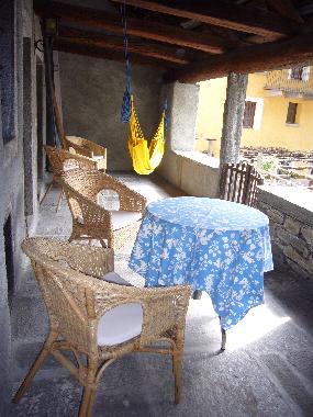 Holiday House in Moghegno (Lago Maggiore) or holiday homes and vacation rentals