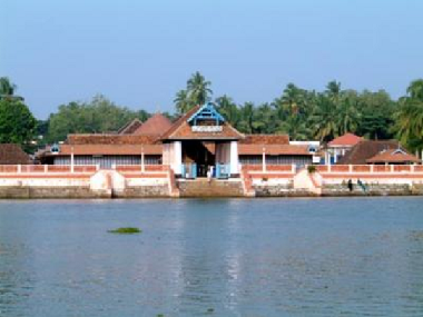 Holiday House in Vaikom (Kerala) or holiday homes and vacation rentals