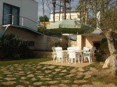 BBQ with al fresco dining area