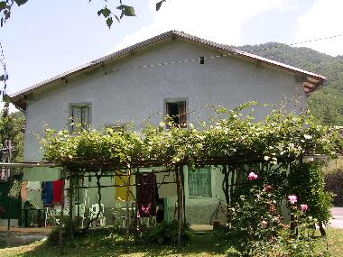 Holiday House in Bagni di Lucca (Lucca) or holiday homes and vacation rentals