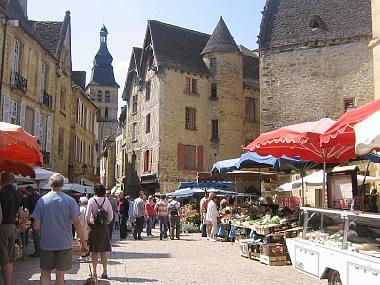 Holiday Apartment in Sarlat (Dordogne) or holiday homes and vacation rentals