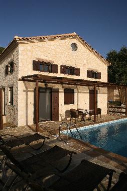 Holiday House in HORTATA LEFKADA (Lefkada) or holiday homes and vacation rentals