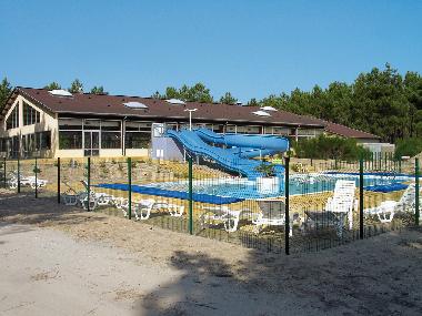 Holiday House in Grayan L&acute;Hopital (Gironde) or holiday homes and vacation rentals