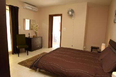 Holiday Apartment in Haz-Zebbug (Malta) or holiday homes and vacation rentals