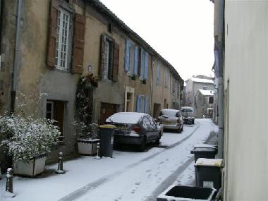 Snow on the street outside December 2009