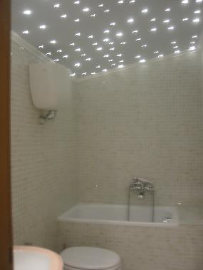 Sieling with stars in the bathroom