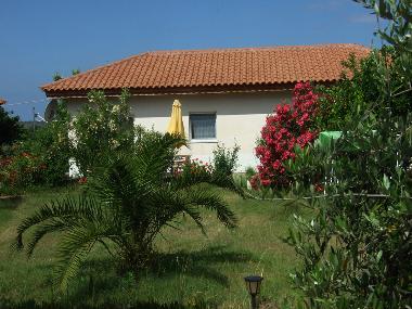 Holiday House in Kato Samiko (Peloponnisos) or holiday homes and vacation rentals