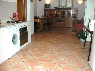 a large kitchen/dining room