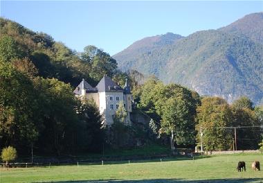 Holiday House in Saint B�at (Haute-Garonne) or holiday homes and vacation rentals