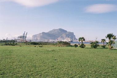 Holiday Apartment in Palermo (Palermo) or holiday homes and vacation rentals