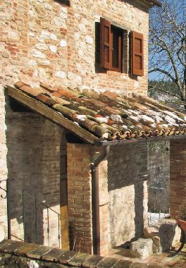Holiday House in Sarnano (Macerata) or holiday homes and vacation rentals