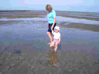 Holiday House in Friedrichskoog (Nordsee-Festland) or holiday homes and vacation rentals