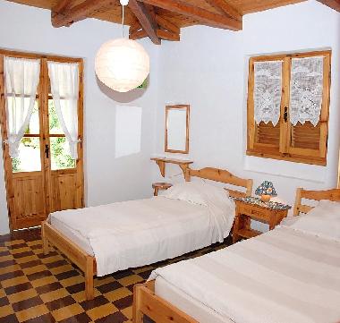 Childrens bedroom in cottage
