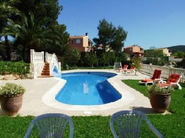 Holiday Apartment in Villamarchante (Valencia / Val�ncia) or holiday homes and vacation rentals