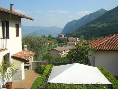 Holiday House in solto collina (Bergamo) or holiday homes and vacation rentals
