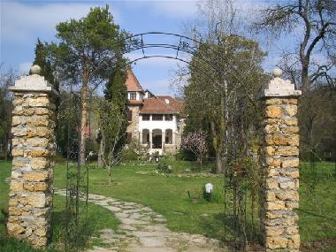 Hotel in HARAU (Hunedoara) or holiday homes and vacation rentals