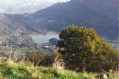 Holiday House in Corrido (Como) or holiday homes and vacation rentals