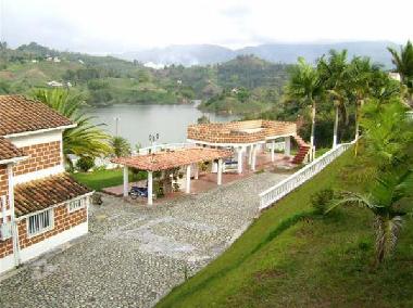 Holiday Apartment in EL PENOL  ANT (Antioquia) or holiday homes and vacation rentals