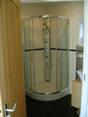 luxury shower rooms