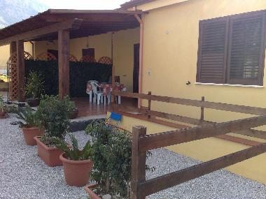 Holiday Apartment in CAPACI (Palermo) or holiday homes and vacation rentals