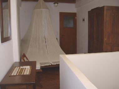 upper floor bedroom & bathroom