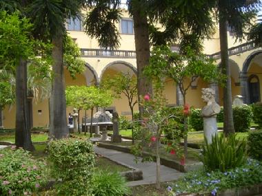 Holiday Apartment in Napoli (Napoli) or holiday homes and vacation rentals