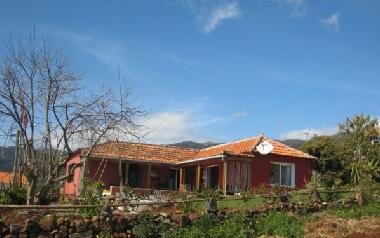 Holiday House in Calheta (Madeira) or holiday homes and vacation rentals