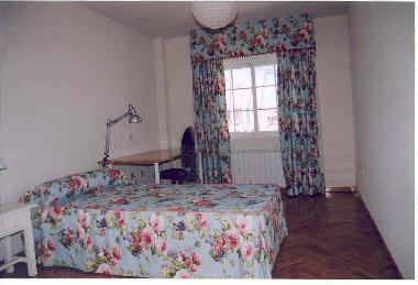 Chalet in Villanueva de la Ca�ada (Madrid) or holiday homes and vacation rentals