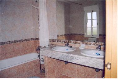 Chalet in Villanueva de la Ca�ada (Madrid) or holiday homes and vacation rentals