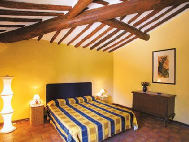 Holiday Apartment in San Gimignano (Siena) or holiday homes and vacation rentals