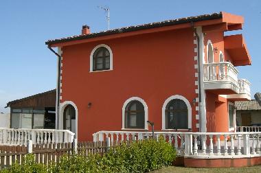 Holiday House in Santa Croce (Ragusa) or holiday homes and vacation rentals