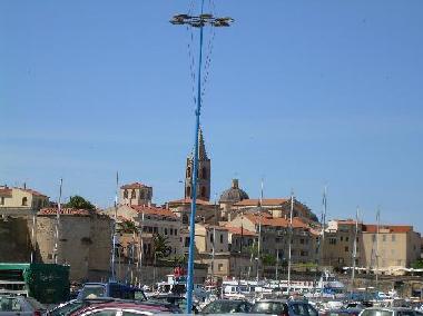 Veduta della citt vecchia e del Porto a circa 800 metri dalla casa