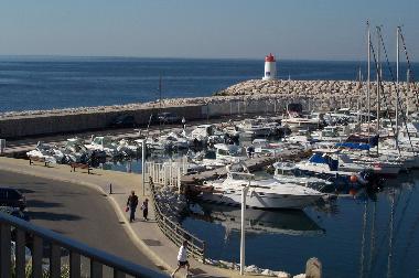 Holiday Apartment in Sausset-les-pins (Bouches-du-Rh�ne) or holiday homes and vacation rentals