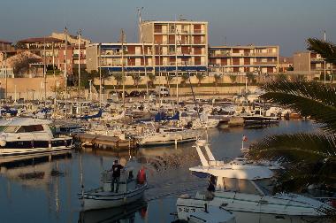 Holiday Apartment in Sausset-les-pins (Bouches-du-Rh�ne) or holiday homes and vacation rentals