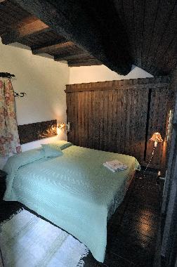 Chalet in molina di faggeto lario  (Como) or holiday homes and vacation rentals