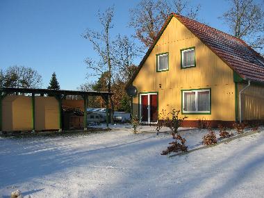 Holiday House in Zislow (Mecklenburgische Seenplatte) or holiday homes and vacation rentals