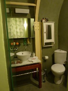 W.C. - BATHROOM - SHOWER