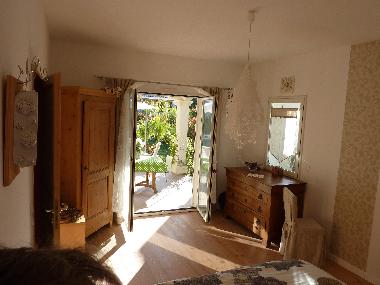 Bed and Breakfast in ST VINCENT DE BARBEYRARGUES (H�rault) or holiday homes and vacation rentals