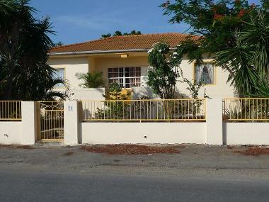 Holiday Apartment in Willemstad (Curacao) or holiday homes and vacation rentals