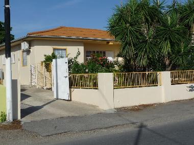 Holiday Apartment in Willemstad (Curacao) or holiday homes and vacation rentals