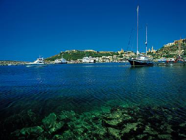 Holiday Apartment in qawra (Malta) or holiday homes and vacation rentals