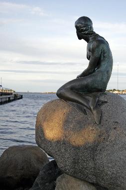 Little mermaid, find her in ten minutes walk from appartment.