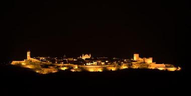 Bed and Breakfast in Monsaraz (Alto Alentejo) or holiday homes and vacation rentals