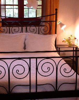 Bed and Breakfast in Monsaraz (Alto Alentejo) or holiday homes and vacation rentals