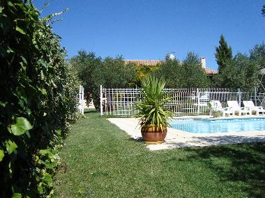 Holiday House in clarensac (Gard) or holiday homes and vacation rentals