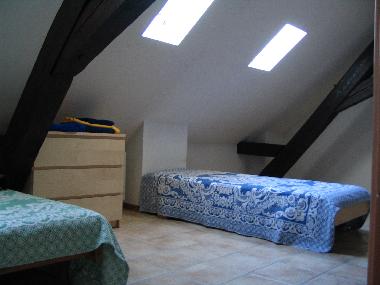 Kids Room Beds & Drawers