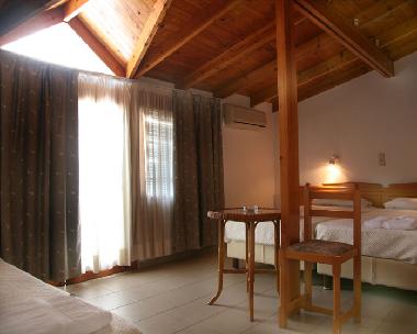 Hotel in Skiathos (Magnisia) or holiday homes and vacation rentals