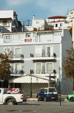 Hotel in Skiathos (Magnisia) or holiday homes and vacation rentals